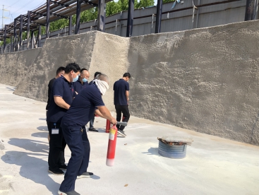 筑牢防火墻，把好安全關，  ---公司開展消防應急演練